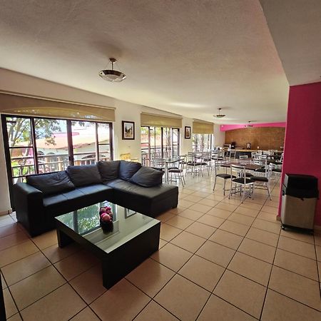 Hotel Ejecutivo Aeropuerto Alvaro Obregon Extérieur photo