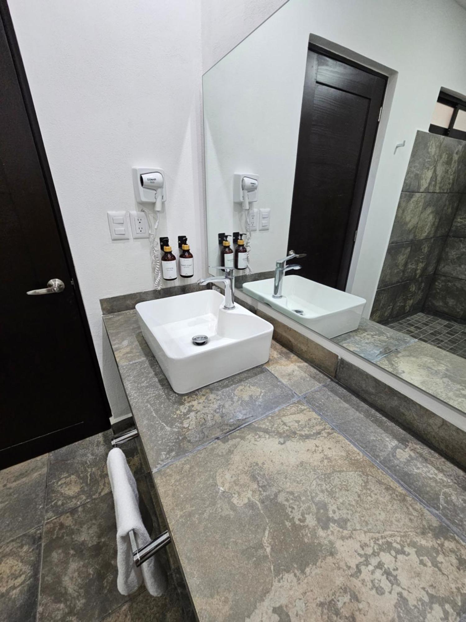 Hotel Ejecutivo Aeropuerto Alvaro Obregon Extérieur photo